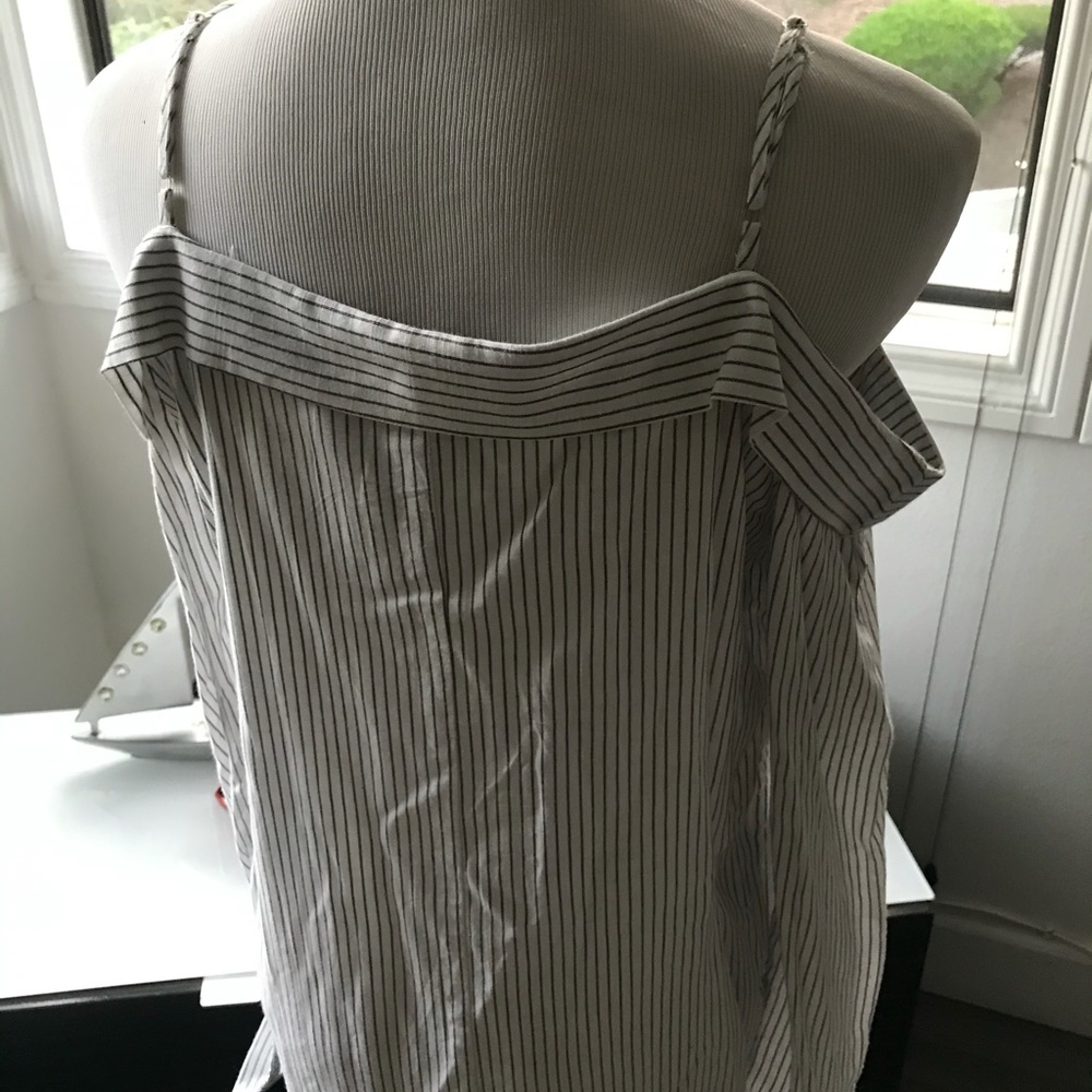 Shirt - Picture 2 of 7